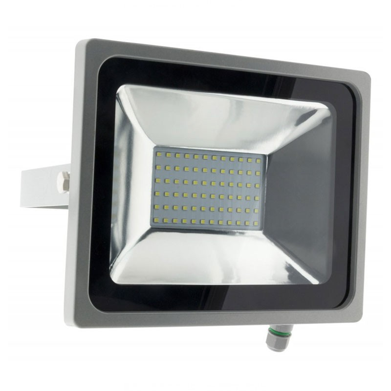 projecteur led 30w 2250 lumens trepied